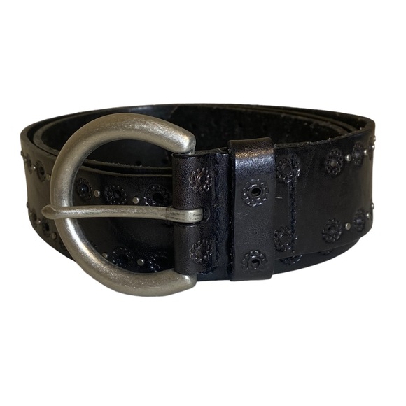 Fossil Accessories - Fossil belt like new size Large